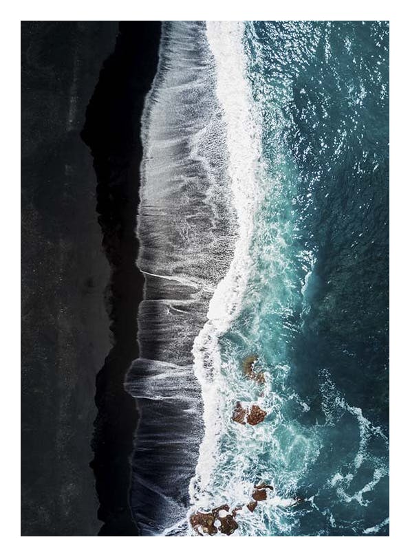 Prints - Black Beach Above Print (50x70 cm) - Nature prints