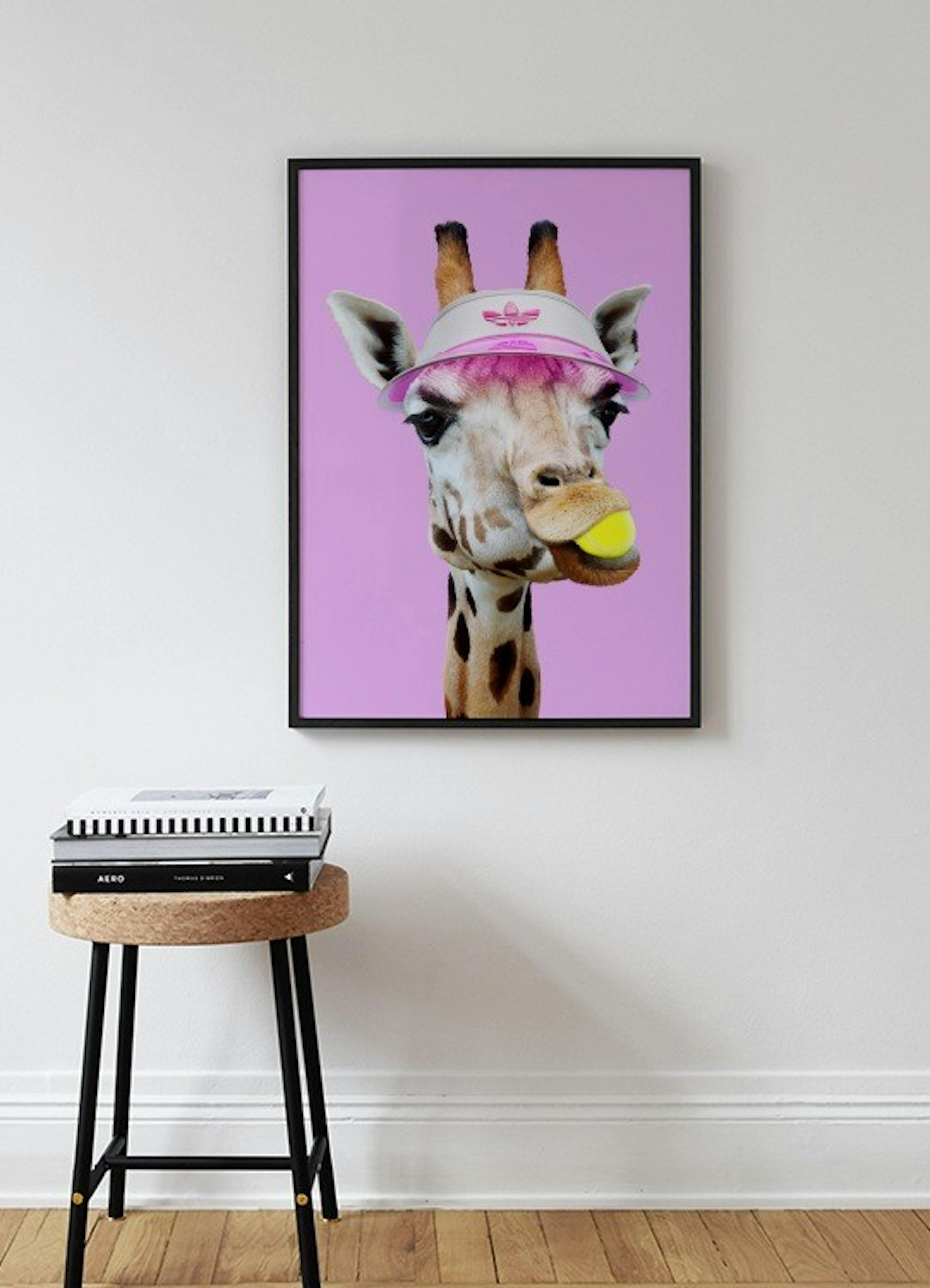 Jonas Loose - Tennis Giraffe Print