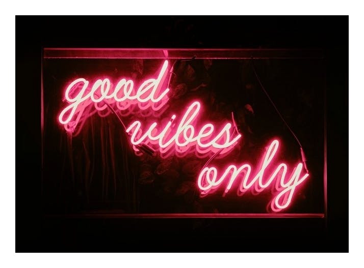 Good Vibes Neon Plakat (30x40 cm)- Plakaty z napisami