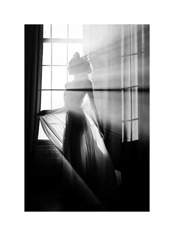 Girl in the Sunlight Plakat (50x70 cm)- Czarno-białe zdjęcia
