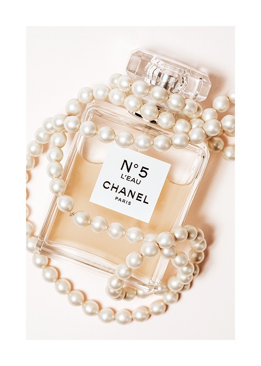 Chanel No5 In Pearls Poster