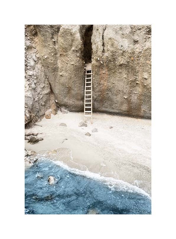 Prints - Hidden Beach Print (30x40 cm) - Mountain prints