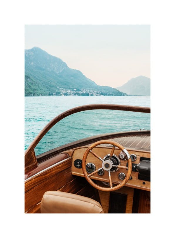 Boat on Lake Como No1 Poster (50x70 cm)- Plakaty z mapami