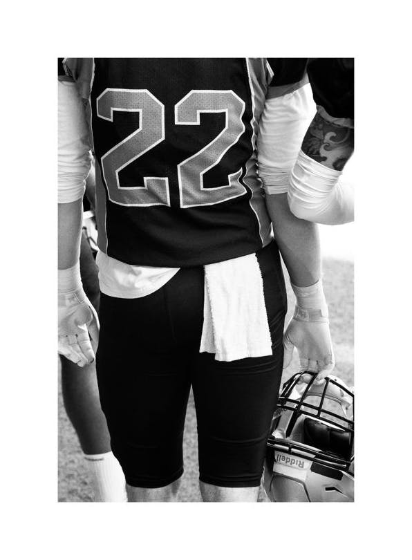 Prints - American Football Suit Print (30x40 cm) - Sports posters and prints