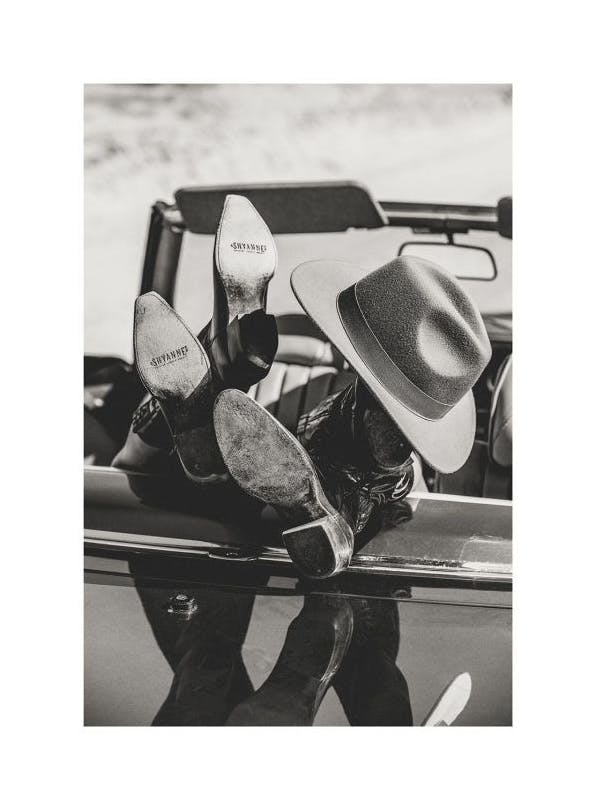 Cowgirl Nap Plakat (30x40 cm)- Czarno-białe zdjęcia