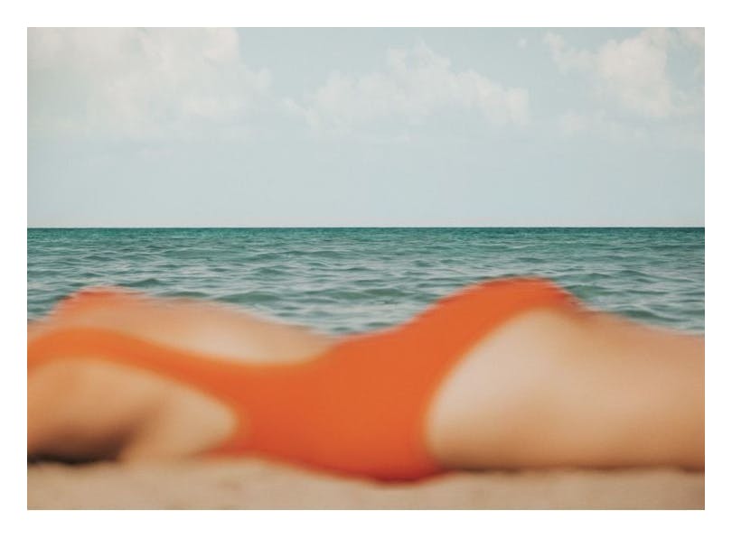 Getting Tan Lines Poster (30x40 cm)