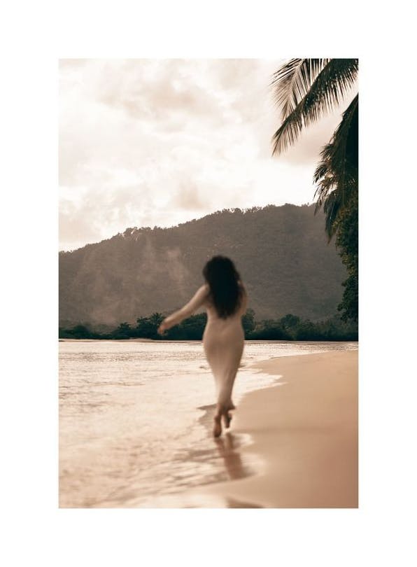 Golden Escape Print (50x70 cm)