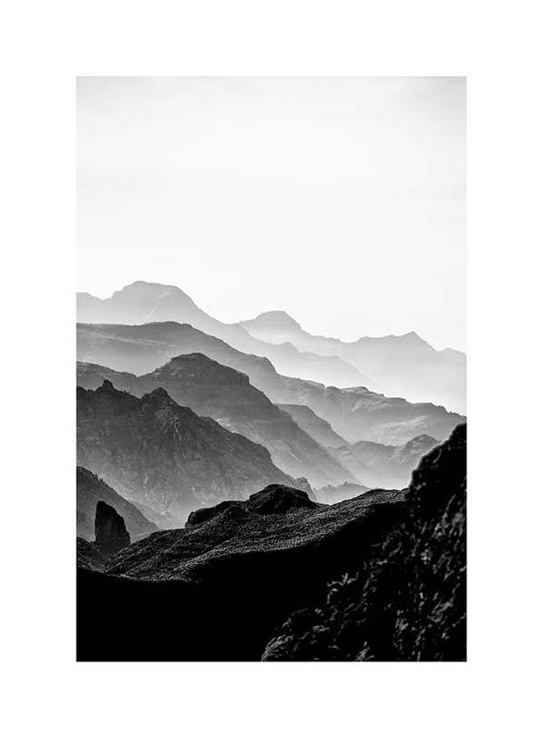 Black Rocky Mountains Poster (30x40 cm) - Zwart wit posters