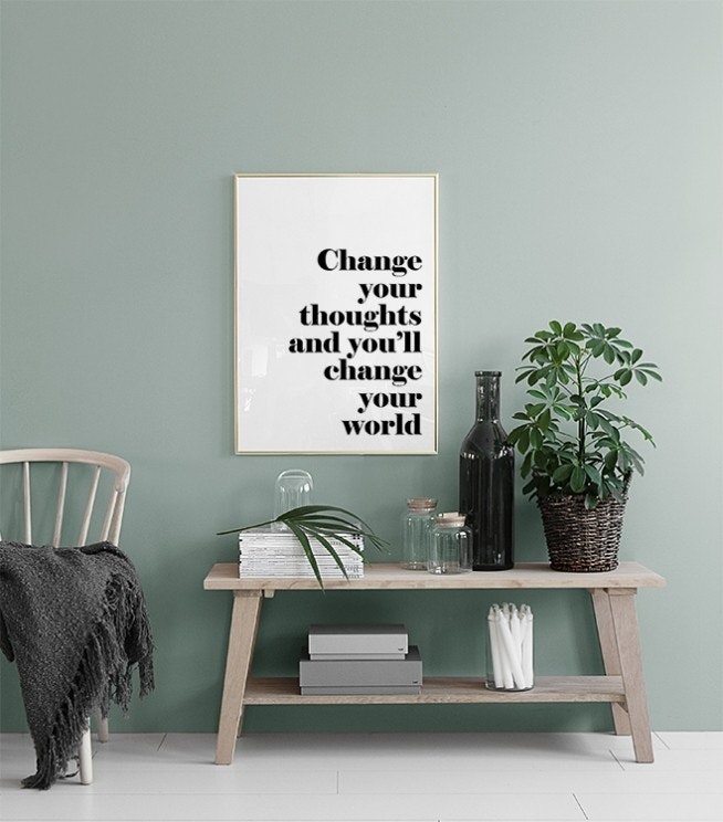 Schwarz-weißes Plakat mit Text im Wohnzimmer, Poster einfach und bequem online k