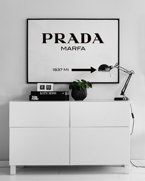0€50 sur Poster et affiche - Prada (Black) - 30x20 Artgeist (30224