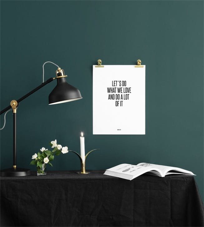 Posters with quotes from Marc Jacobs and Karl Lagerfeld. Stylish typography prin