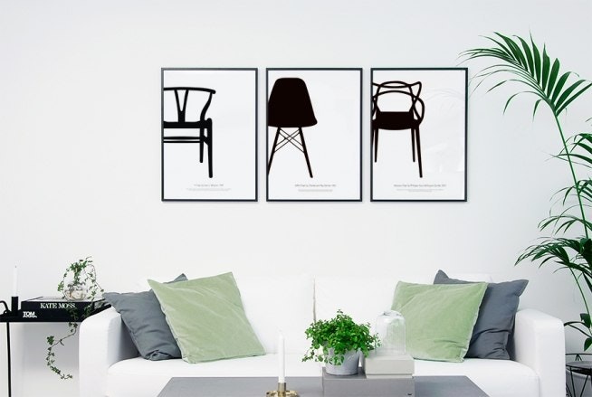Posters in the living room with trendy design