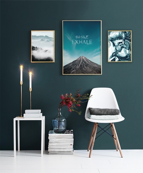 Prints in stylish gold frames, prints with nature motifs and photo art