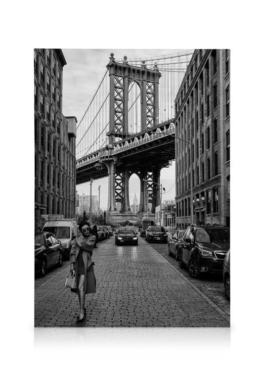 Canvas Prints Woman by Manhattan Bridge Canvas print (50x70 cm - Black Frame)