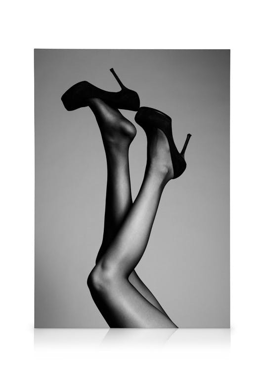 Lærredsbilleder B&W Legs Lærred (50x70 cm - Sort Ramme)