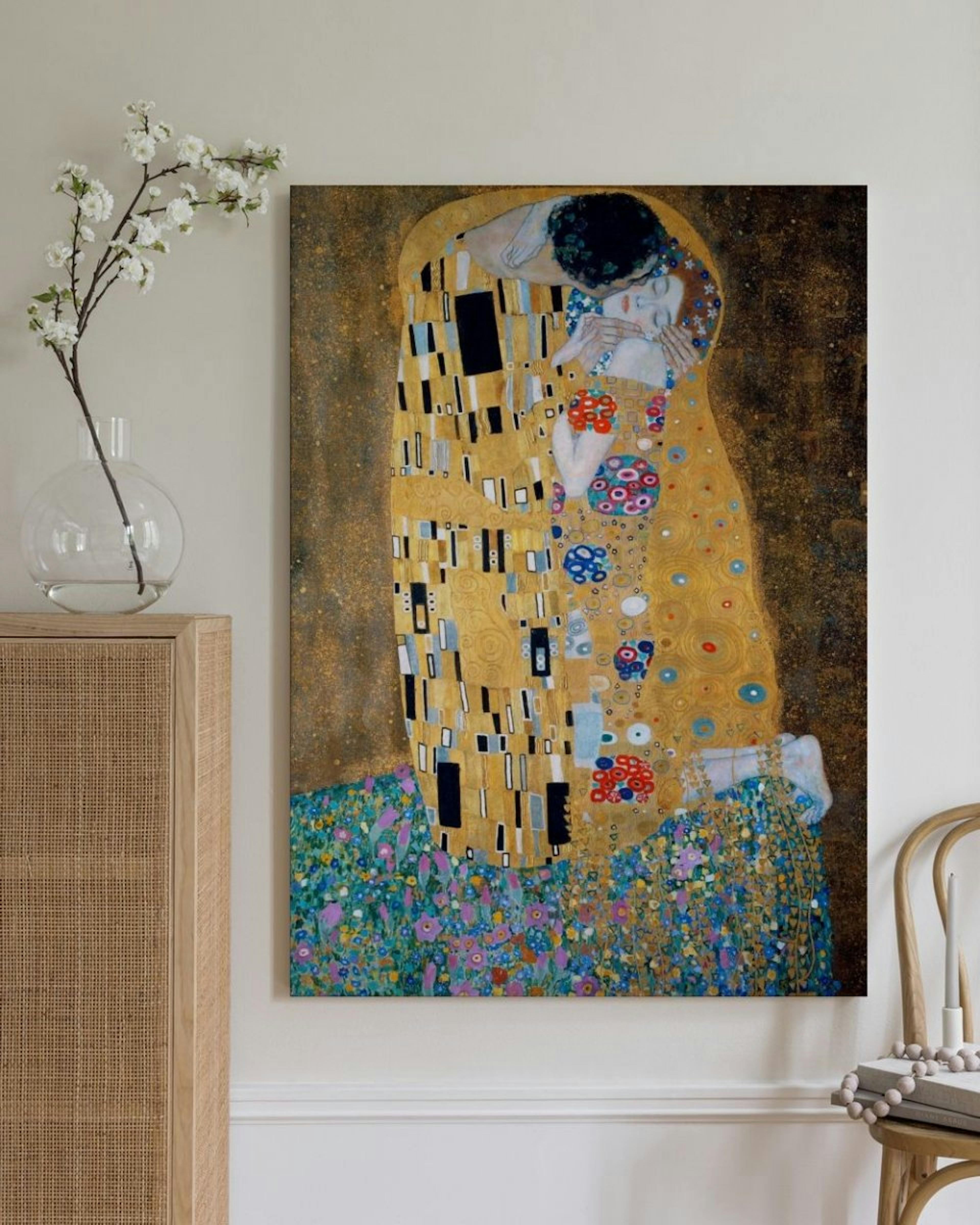 Gustav Klimt - The Kiss Canvas