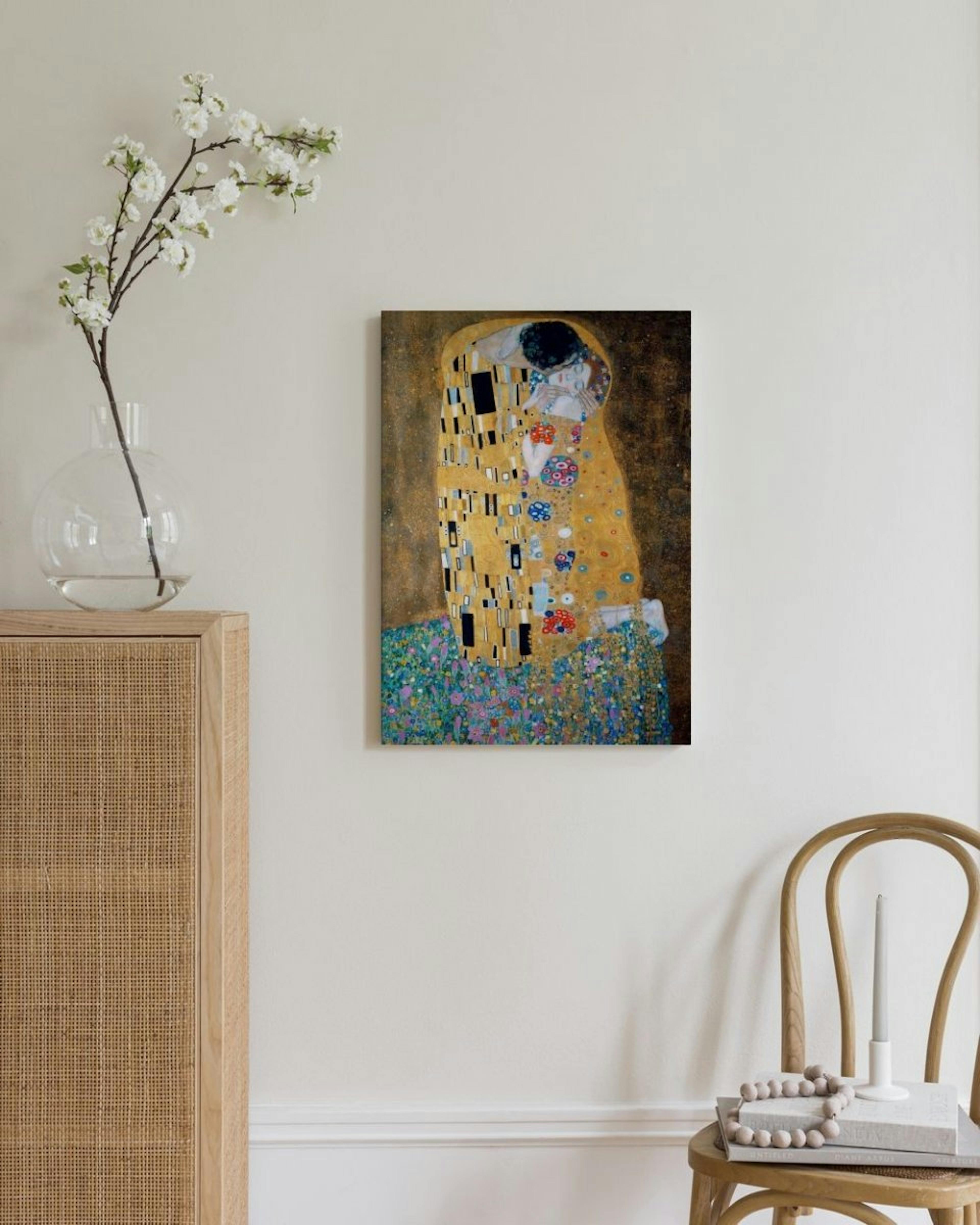 Gustav Klimt - The Kiss Canvas