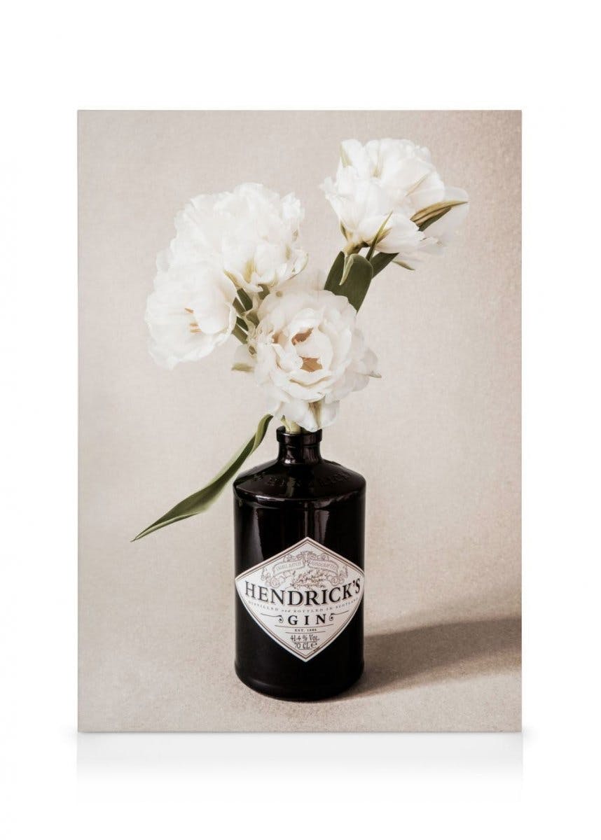 Gin & Roses Stampa su Tela (70x100 cm - Cornice in nero)-Stampe su tela