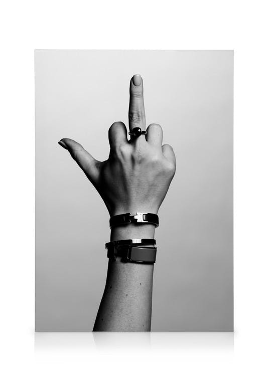 The Finger Lienzo (50x70 cm - Marco de roble)