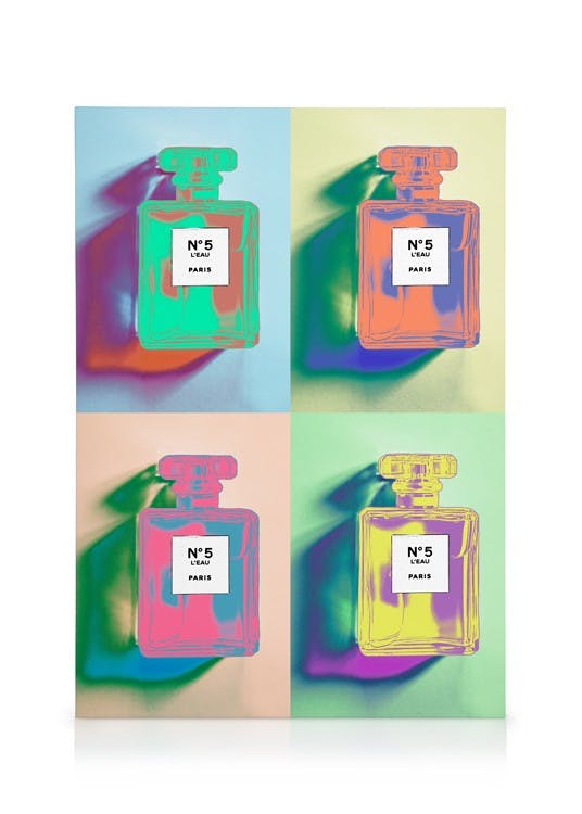 Canvas Prints Pop Art Perfume No2 Canvas print (50x70 cm - Oak Frame)