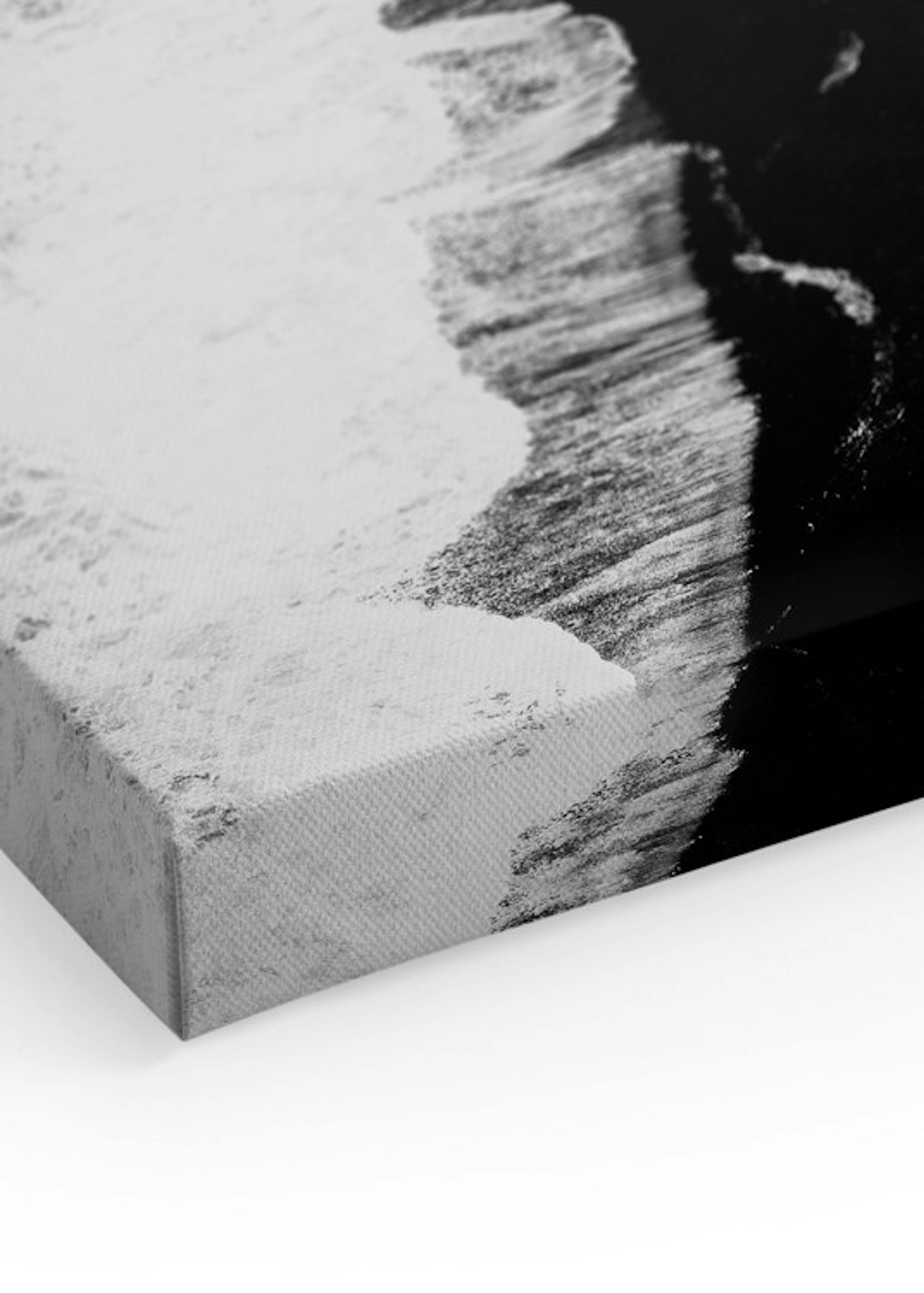 Black Beach Canvas Duo