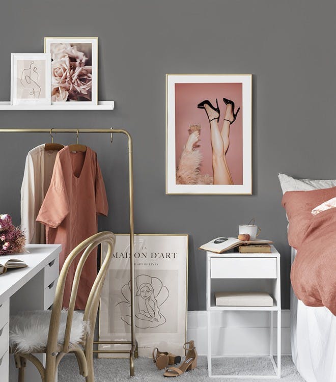 Social Butterfly gallery wall (ONE SIZE)