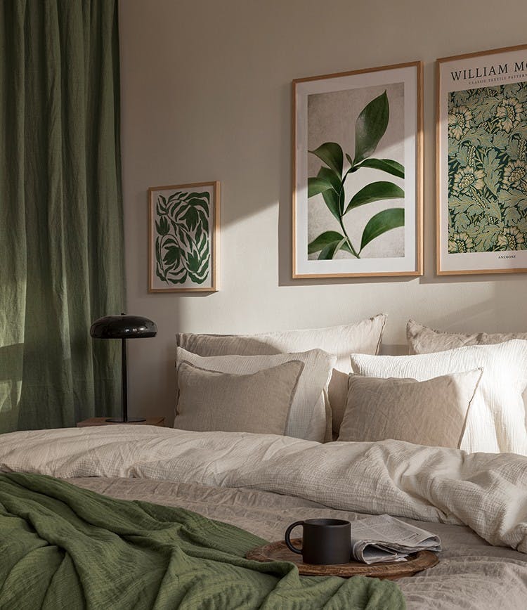 Green Botanical gallery wall (ONE SIZE)