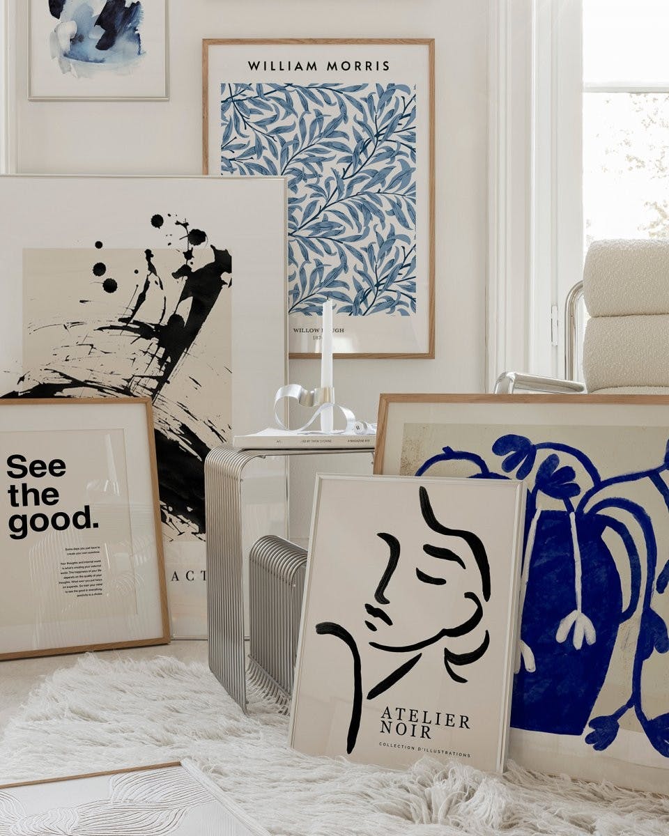 Blue hues and lineart gallery wall (ONE SIZE)
