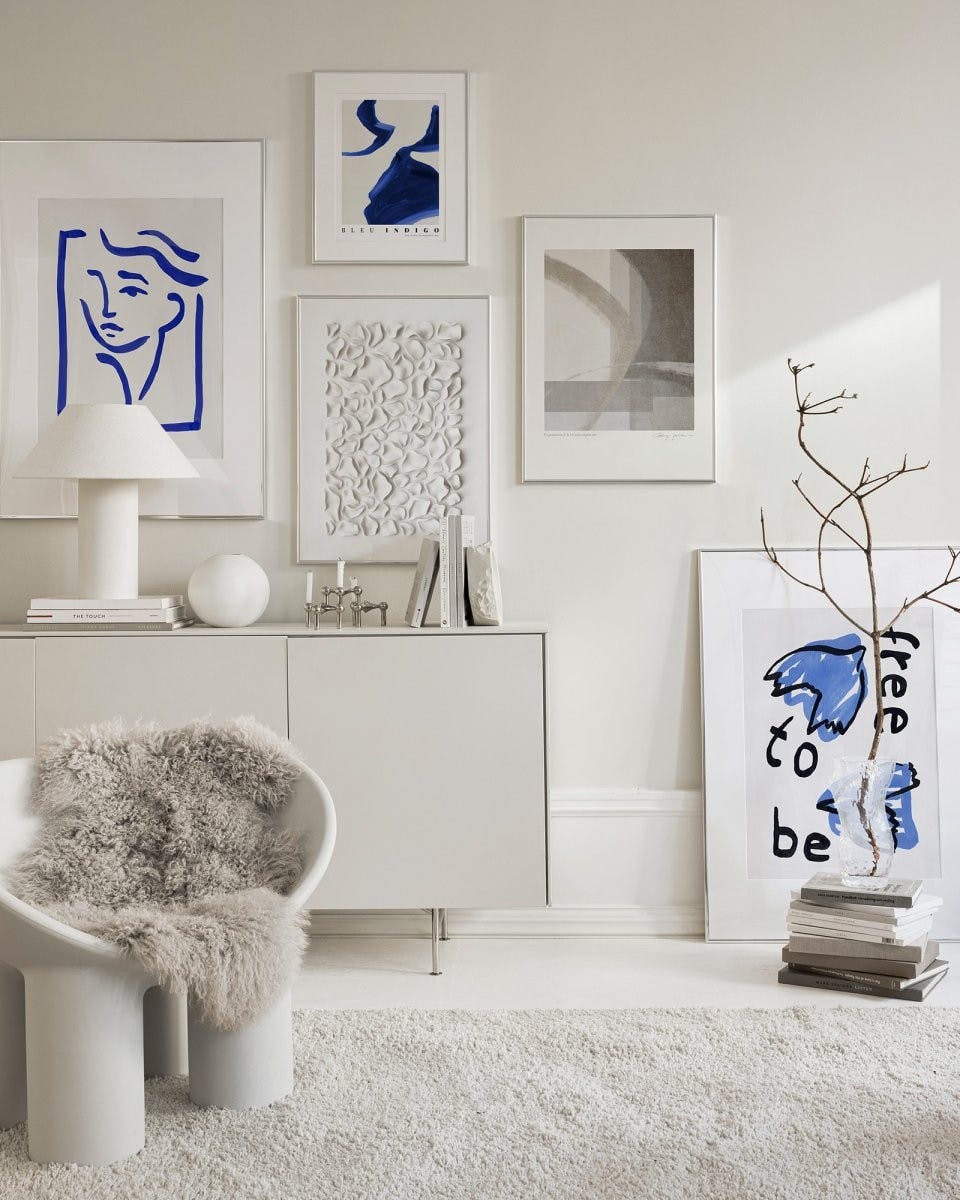 Snowy blues gallery wall (ONE SIZE)