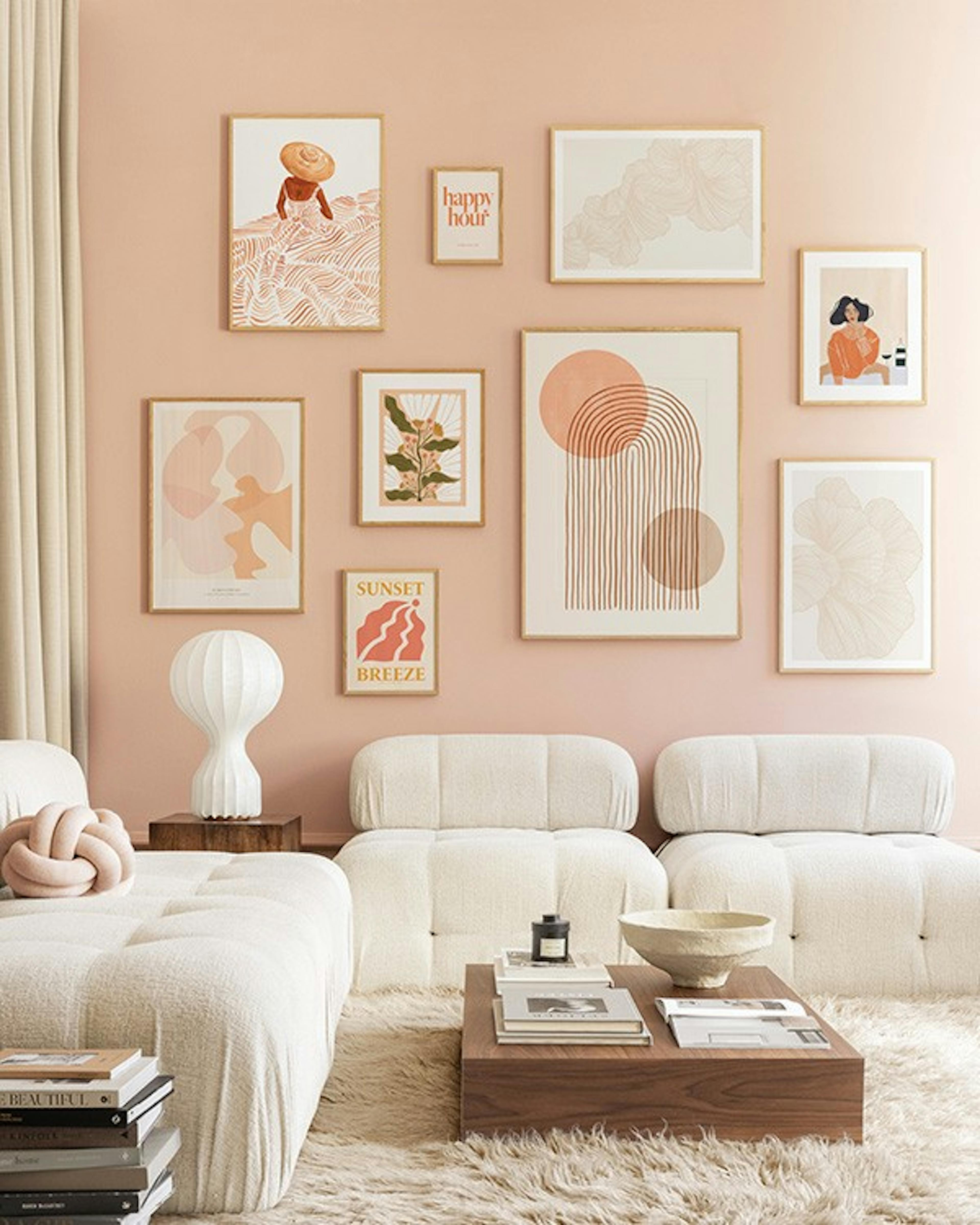 Peachy livingroom parede de quadros